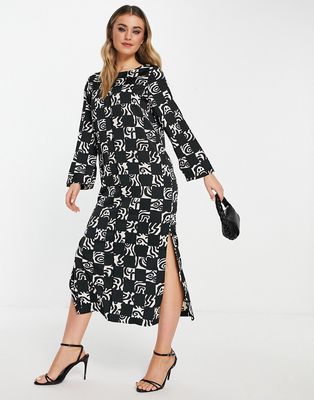 Monki oversized dress in checkerboard swirl print-Black