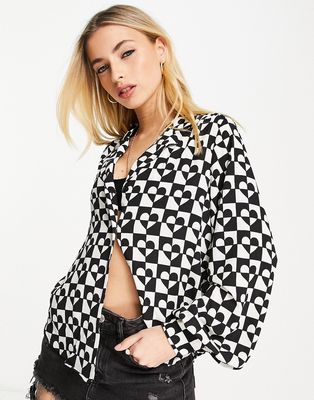 Monki polyester blouse in black and white heart check - MULTI