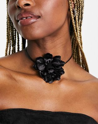 Monki rose corsage necklace in black