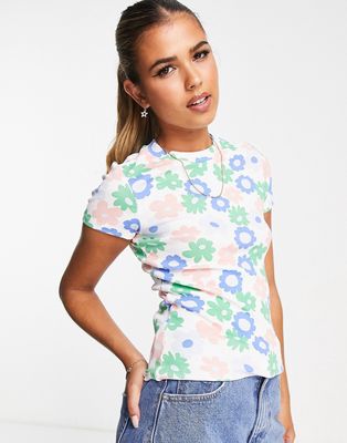 Monki t shirt in retro floral pattern-Multi