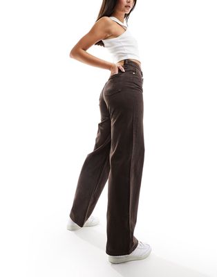 Monki Yoko high waist wide jeans in brown