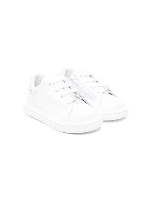 Monnalisa crystal-embellished leather sneakers - White