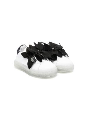 Monnalisa knot-detail low-top sneakers - White