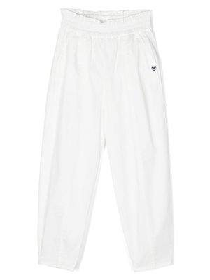 Monnalisa logo-plaque cotton straight pants - White