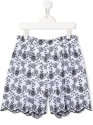 Monnalisa TEEN embroidered floral shorts - White