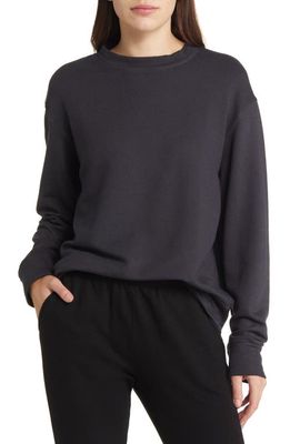 Monrow Supersoft Fleece Boyfriend Sweatshirt in Faded Black