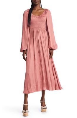 MOON RIVER Smocked Bodice Midi Dress in Pink