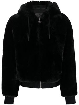Moose Knuckles logo-patch faux-fur jacket - Black