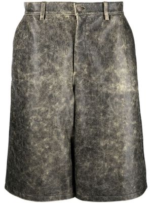 Moschino distressed leather bermuda shorts - Black