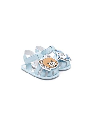 Moschino Kids bear-motif sandals - White