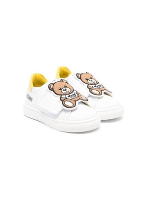 Moschino Kids embroidered Toy Bear sneakers - White