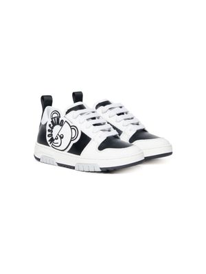 Moschino Kids logo-appliqué leather sneakers - White