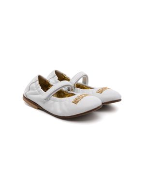 Moschino Kids logo-embroidered ballerina shoes - White