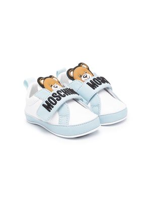 Moschino Kids logo-embroidered leather sneakers - White