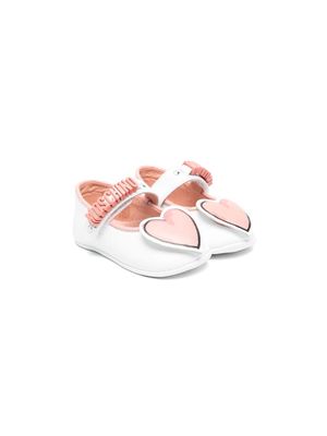 Moschino Kids logo-lettering leather pre-walkers - White