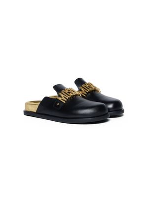 Moschino Kids logo-lettering leather slippers - Black