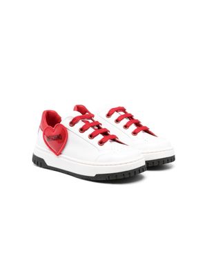 Moschino Kids logo-patch lace-up sneakers - White