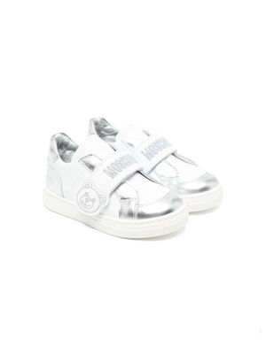 Moschino Kids Teddy Bear panelled sneakers - White