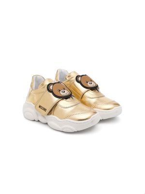 Moschino Kids Teddy Bear-patch metallic sneakers - Gold