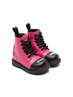 Moschino Kids Teddy-patch leather combat boots - Pink