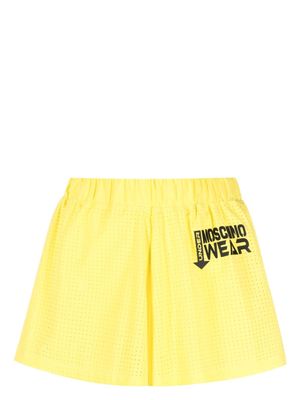 Moschino logo-appliqué mesh shorts - Yellow