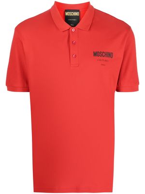 Moschino logo-print shortsleeved polo shirt - Red