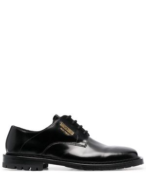 Moschino side logo-print lace-up shoes - Black