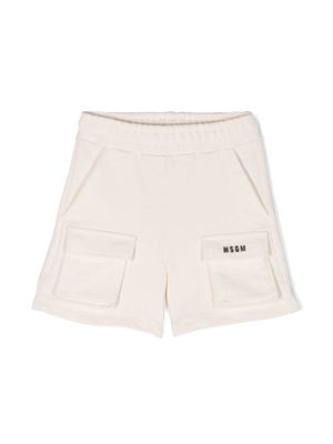 MSGM Kids embroidered-logo cargo shorts - White