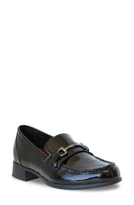 Munro Gryffin Leather Loafer in Black