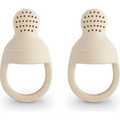 Mushie 2-Pack Fresh Food Feeders in Shifting Sand 