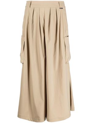 Musium Div. box-pleated cropped trousers - Brown