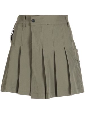 Musium Div. elasticated pleated shorts - Green