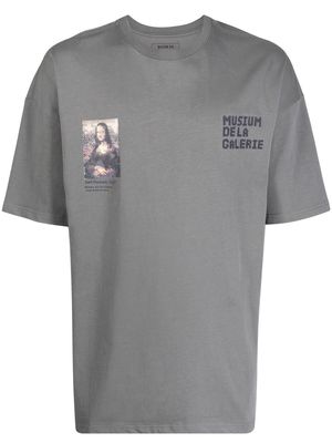Musium Div. graphic-print short-sleeve T-shirt - Grey