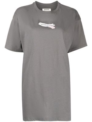 Musium Div. logo-print long cotton T-shirt - Grey