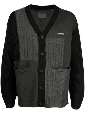 Musium Div. panelled-design V-neck cardigan - Black