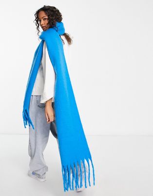 My Accessories London supersoft blanket scarf in bright blue