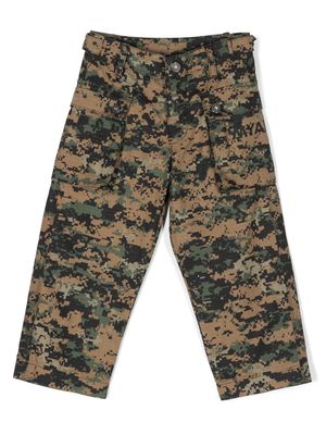 MYAR KIDS camouflage-pattern cotton trousers - Brown