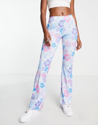 NA-KD flare pants in floral print-Multi