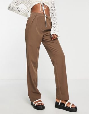 NA-KD mix tailored pants in brown - BROWN