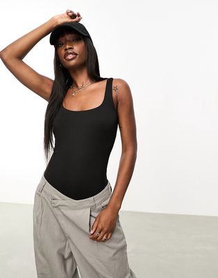 NaaNaa double lined square neck bodysuit in black