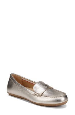 Naturalizer Evie Loafer in Warm Silver Leather