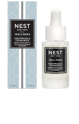 NEST New York Driftwood & Chamomile Diffuser Oil in NA.