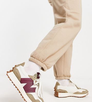 New Balance 327 sneakers in off white with burgundy detail - Exclusive to ASOS