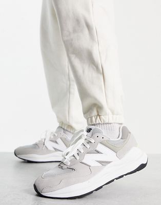 New Balance 57/40 sneakers in light gray