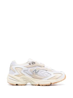 New Balance 725 panelled lace-up sneakers - White