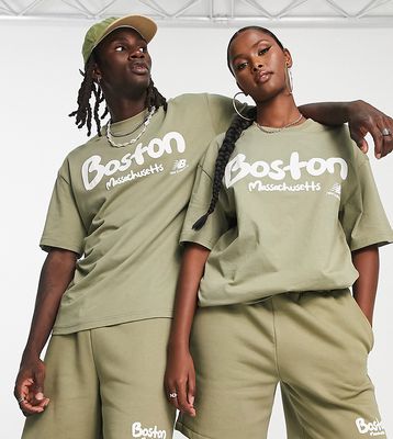 New Balance Boston unisex t-shirt in olive green-Gray