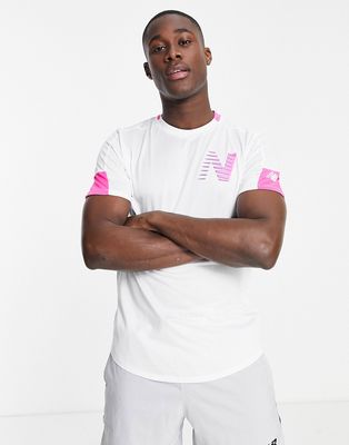 New Balance Fast Flight T-shirt with logo in white and pink-Gray