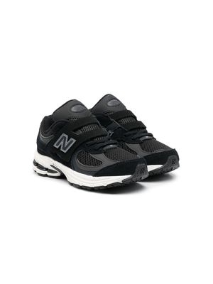 New Balance Kids 2002 leather sneakers - Black