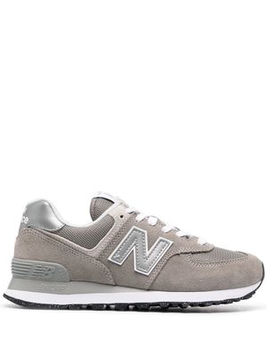 New Balance panel-detail logo patch sneakers - Grey