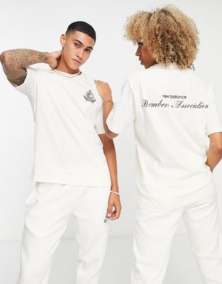 New Balance Unisex Members Club T-shirt in ecru-White
